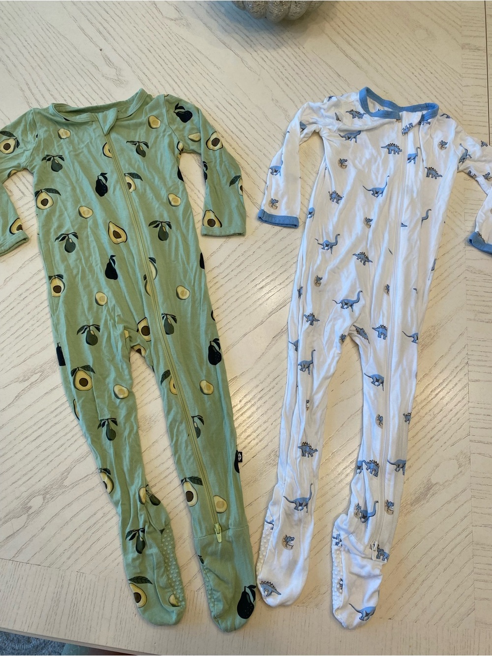 Kyte Baby Avocado and Dinosaur Bamboo Footie Pajamas 18-24 Months Bundle